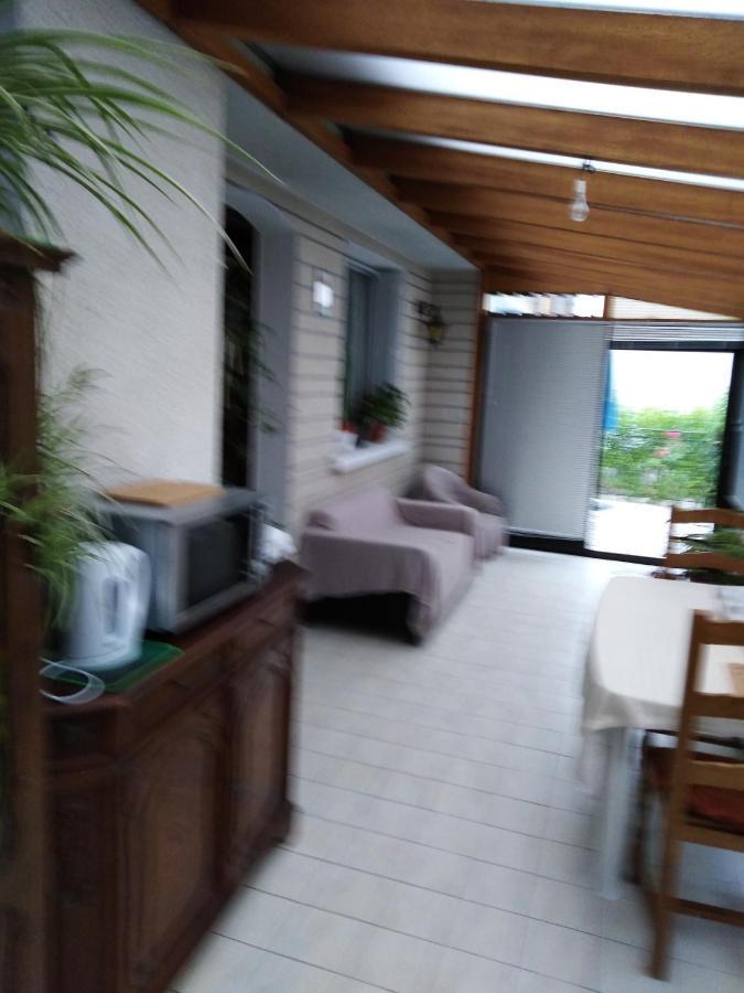 Chez Myla Chambre Avec Tv Ecran Plat Et Salle De Bain Privative Bourges Exterior photo